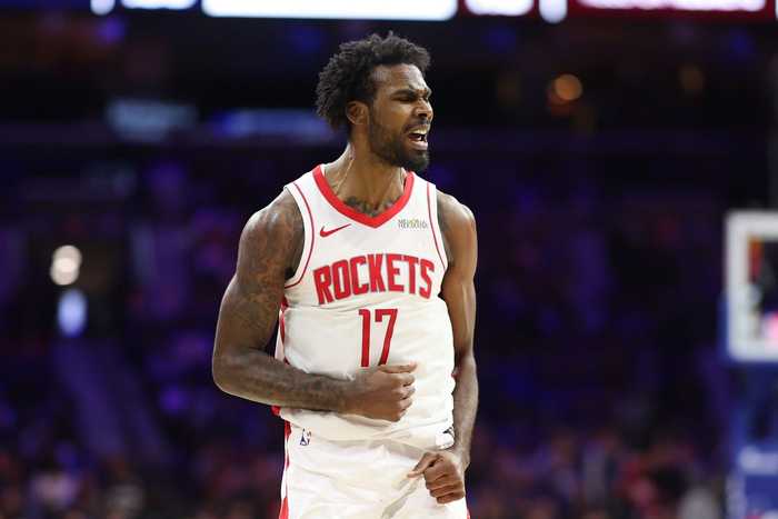 9胜2负，杜兰特都更喜欢这套新首发阵容，乌度卡你还搞半年？