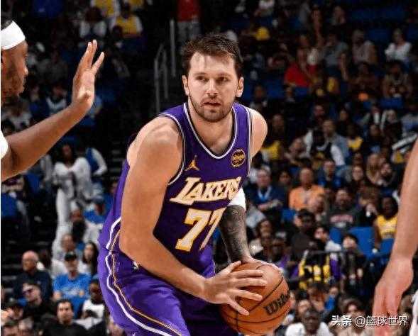 全明星票王，球衣销量第二，东契奇第十六个技犯今日被联盟取消